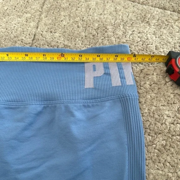 Leggings Bundle (Pink & Fabletics) - Picture 6 of 12